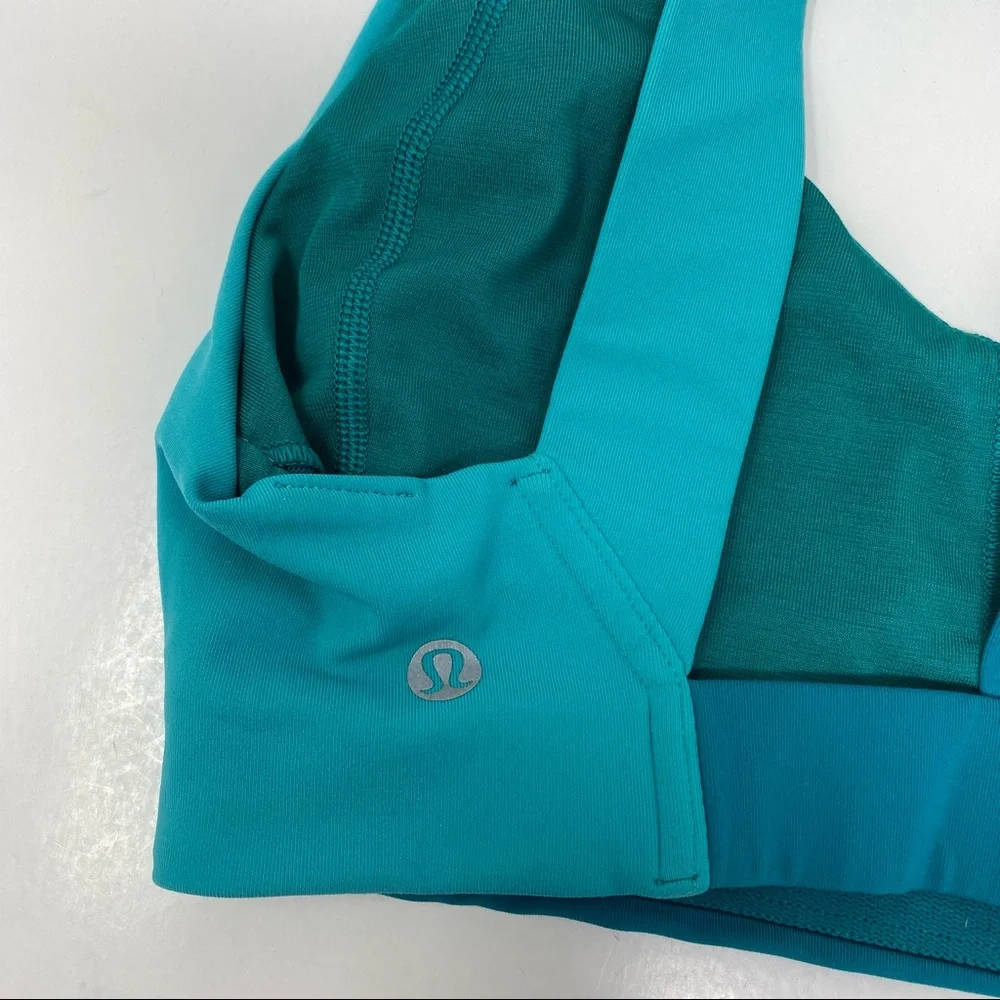 NWOT 🍋 Lululemon Aqua Sweat Times Bra Size 4